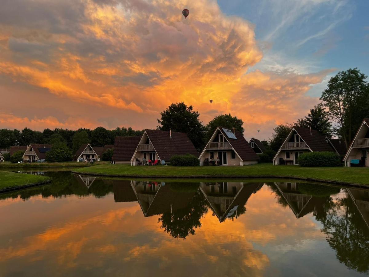 De Waterlelie Gezellig En Sfeervol Aan Het Water Villa Gramsbergen Exterior photo