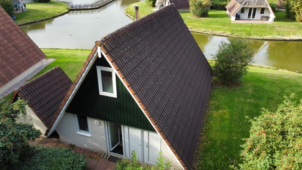 De Waterlelie Gezellig En Sfeervol Aan Het Water Villa Gramsbergen Exterior photo