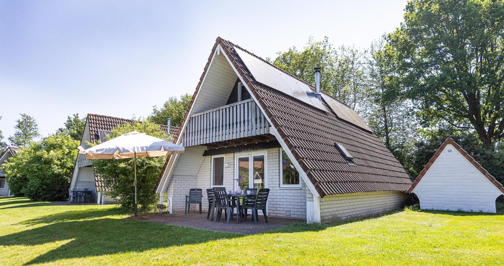 De Waterlelie Gezellig En Sfeervol Aan Het Water Villa Gramsbergen Exterior photo